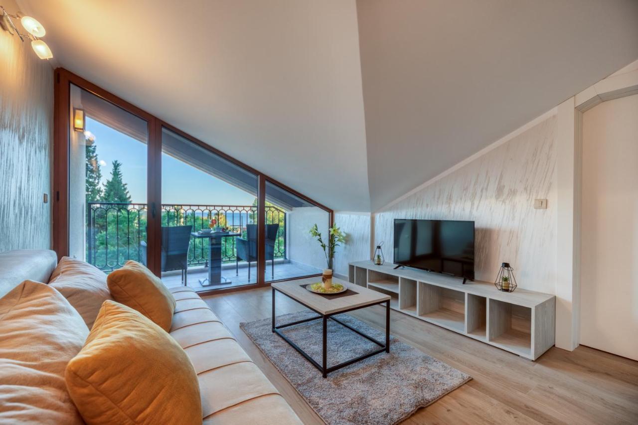 Luxury Apartments Queen Petrovac Exterior photo